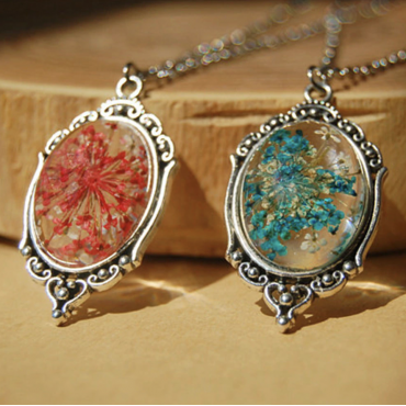  Natural flowers pendant necklace (Red)
